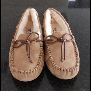 UGH Dakota Moccasin Slippers